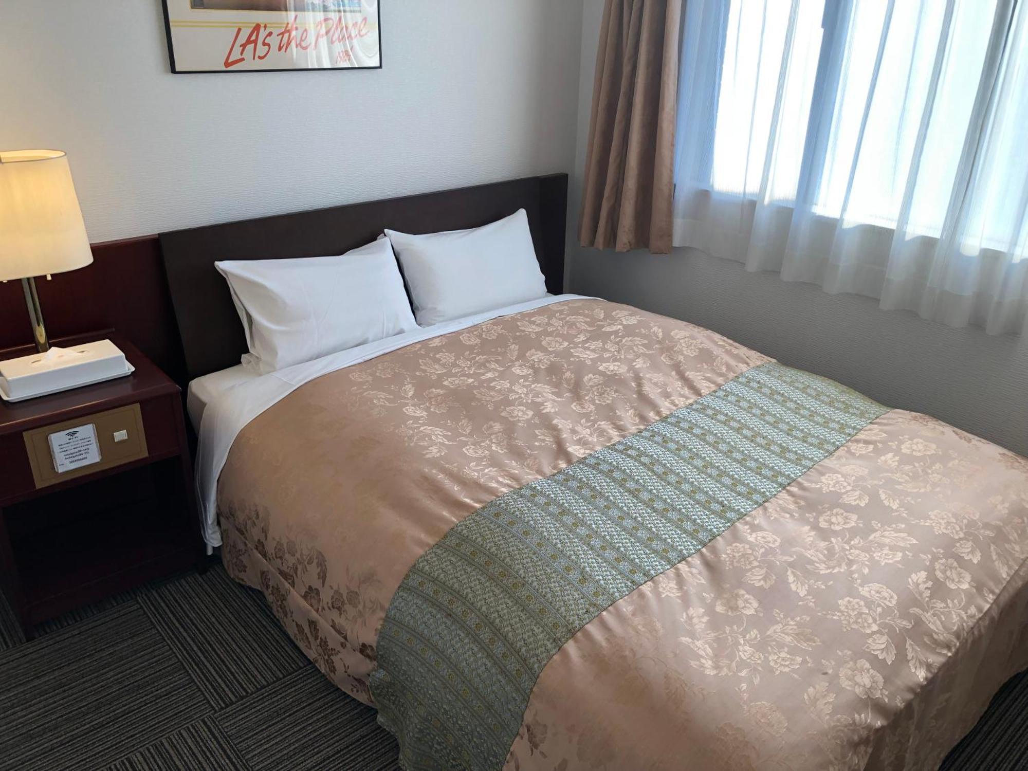 Hotel Crown Hills Naruto Chambre photo